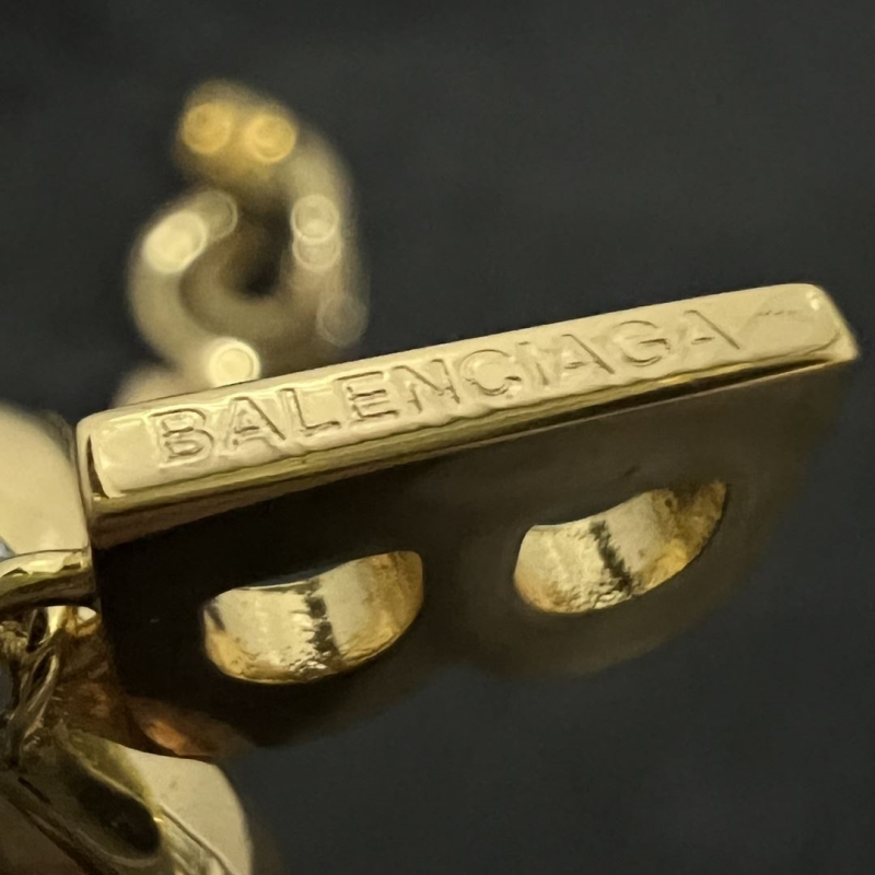 Ba1en*iaga earrings